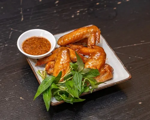Salty & Spicy Chicken Wings